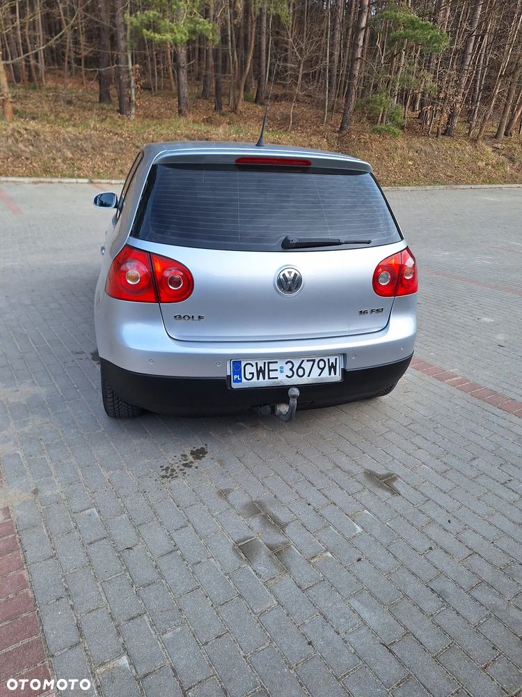 Volkswagen Golf 1.6 FSI Automatik Goal - 18