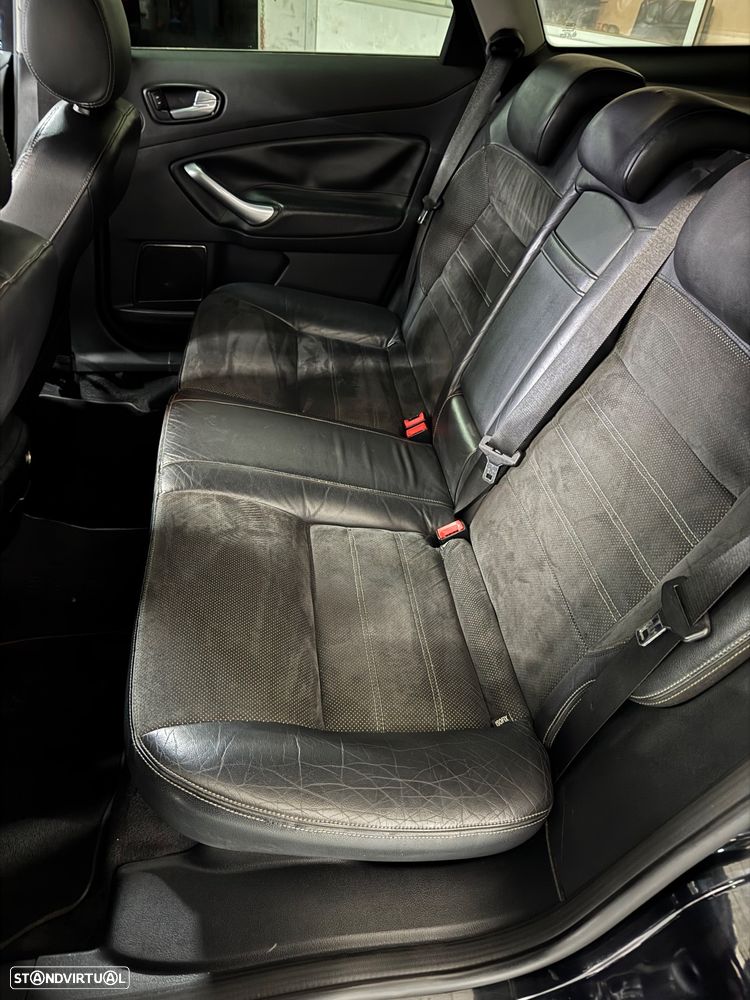 Ford Mondeo SW 2.0 TDCi Titanium - 13