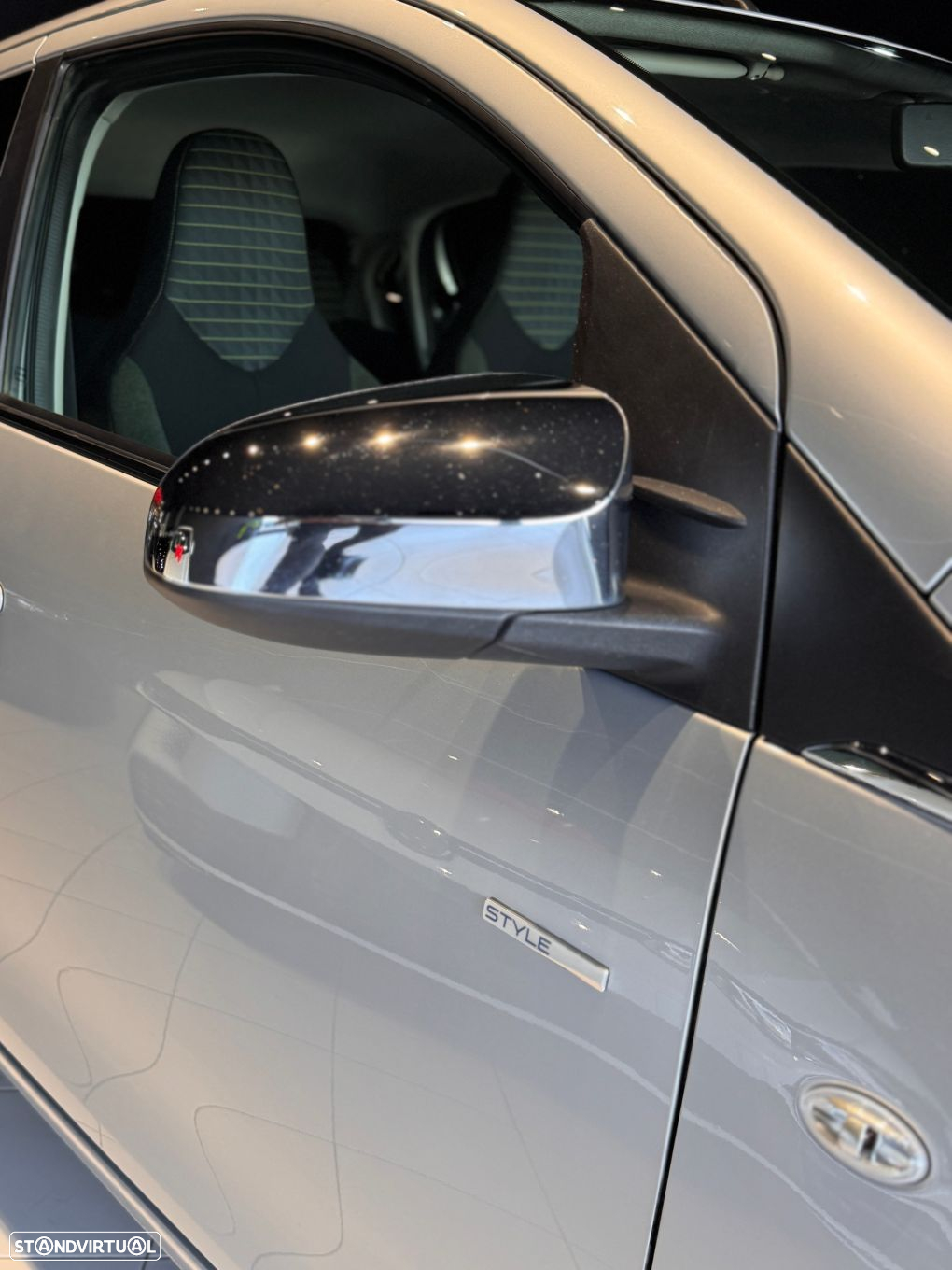 Peugeot 108 Top! 1.0 VTi Style - 4
