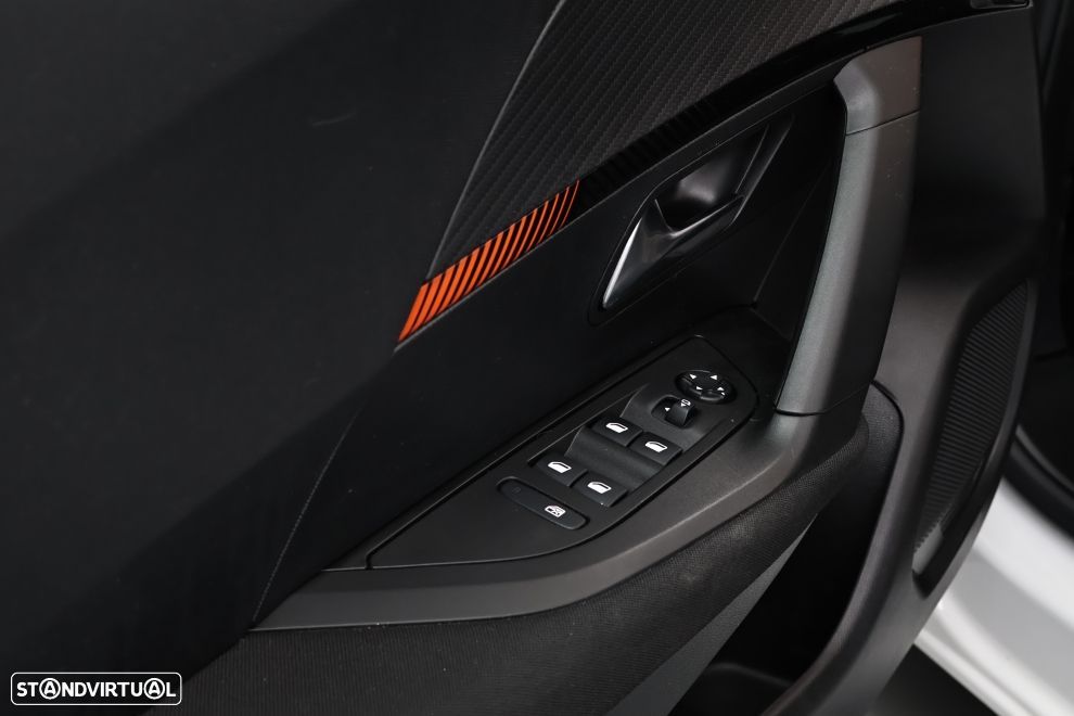 Peugeot e-2008 Active - 25