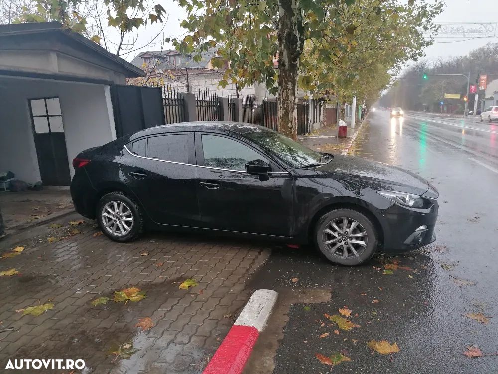 Mazda 3 - 7