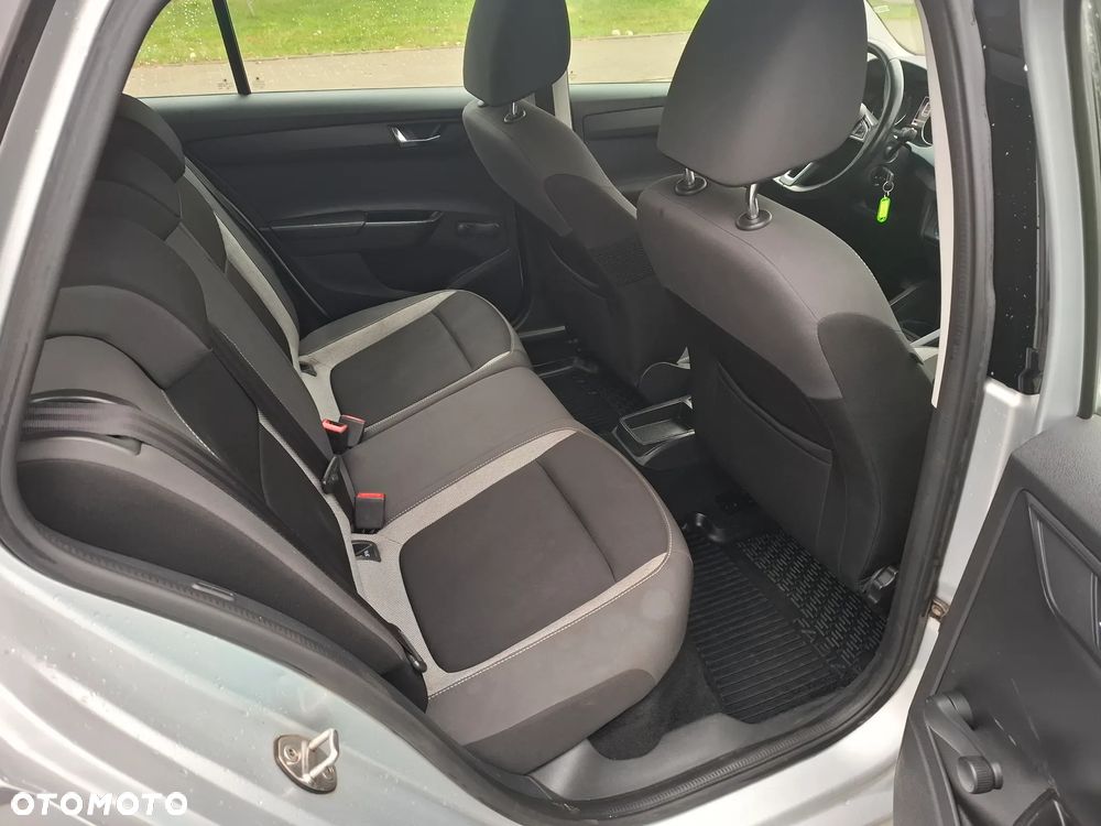Skoda Fabia - 8