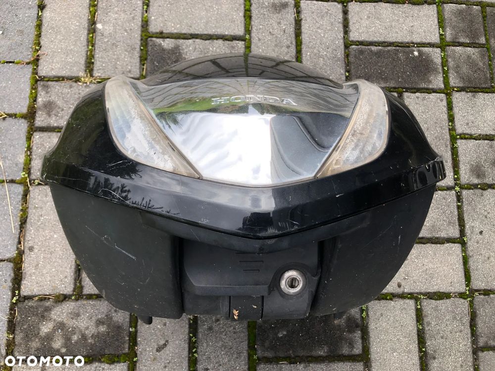 Honda SH 125 300 kufer tył kuferek
