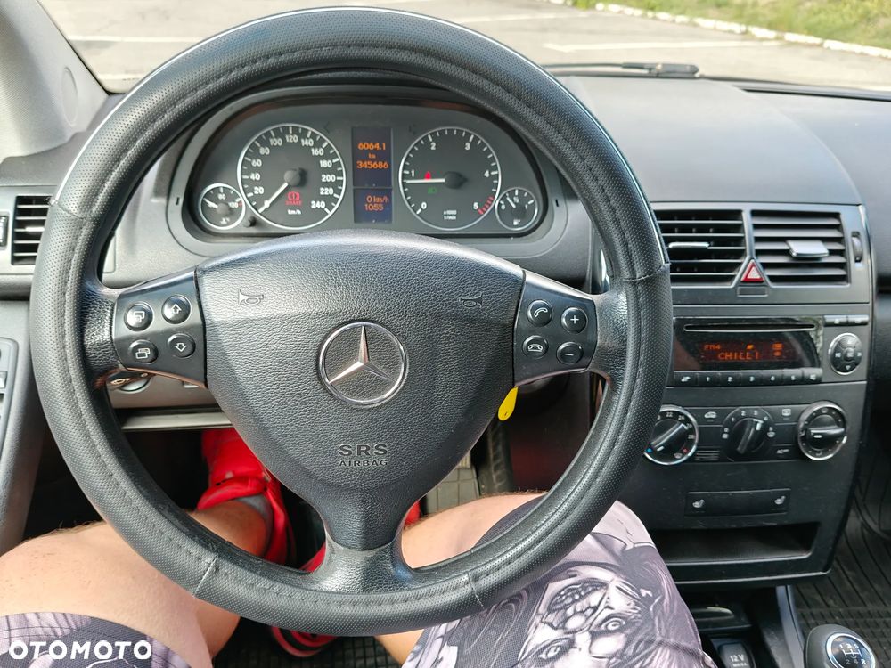 Mercedes-Benz Klasa A 160 CDI Elegance DPF - 19