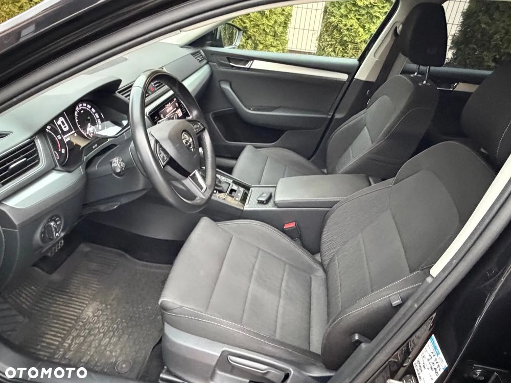 Skoda Superb 2.0 TDI L&K DSG - 22