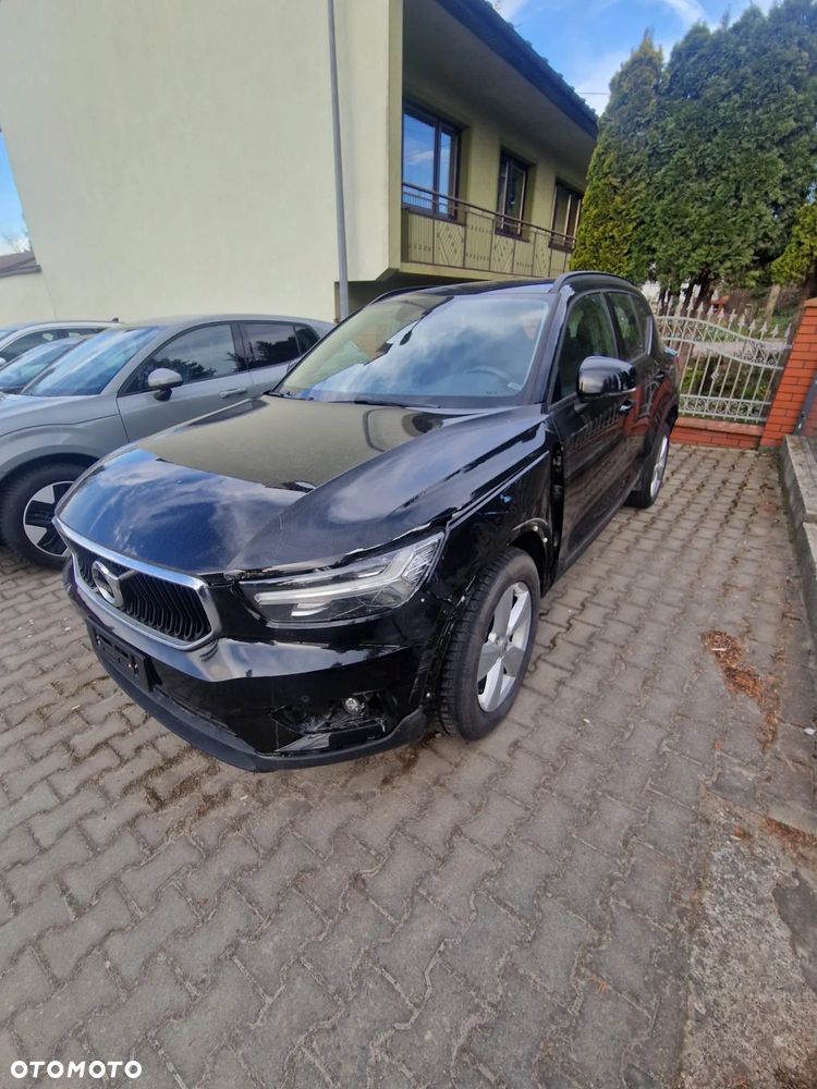 Volvo XC 40 D3 AWD Momentum Pro - 8