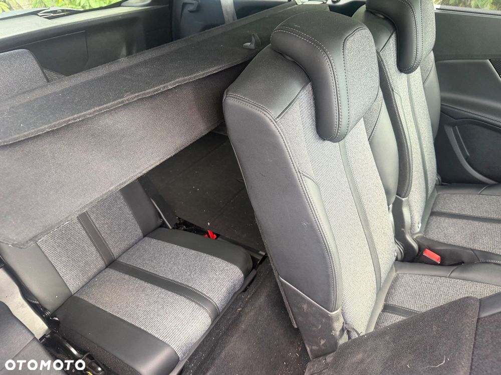 Peugeot 5008 BlueHDI 130 EAT8 Active Business-Paket - 7