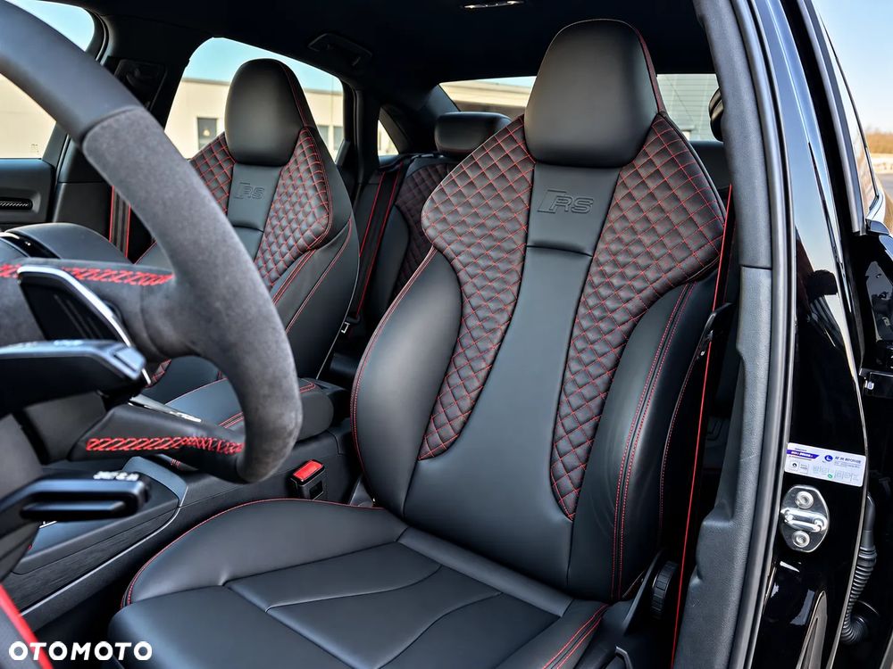 Audi RS3 Limousine - 8