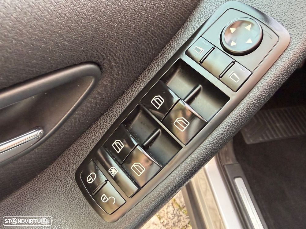 Mercedes-Benz A 150 Classic - 30