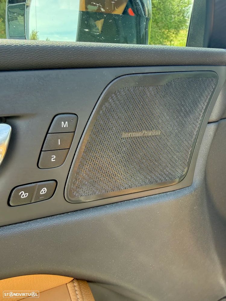 Volvo XC 60 2.0 D4 Inscription AWD Geartronic - 14