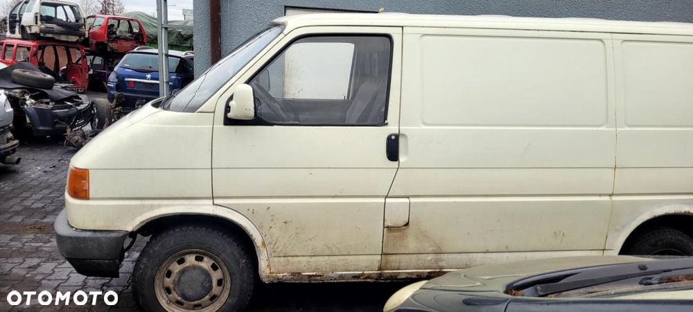 Volkswagen T4 na części 2,4 Diesel - 11