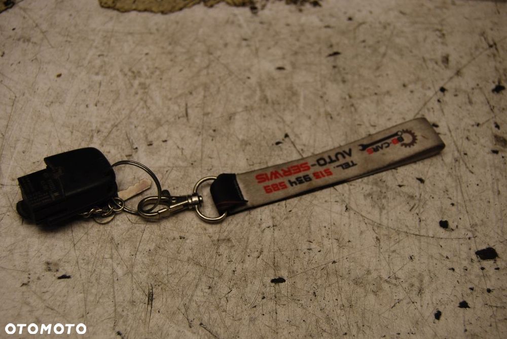 PILOT CENTRALNEGO ZAMKA 4D0837231M VW GOLF IV AUDI A3 8L SEAT SKODA - 1