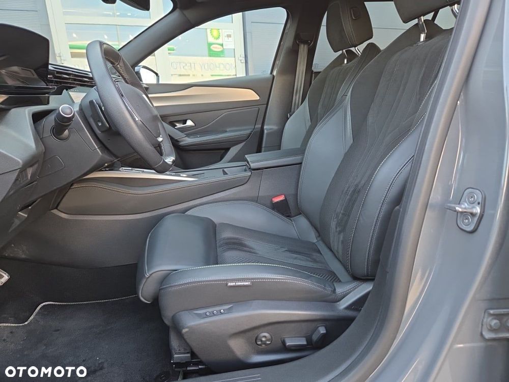 Peugeot 408 1.2 PureTech GT S&S EAT8 - 9