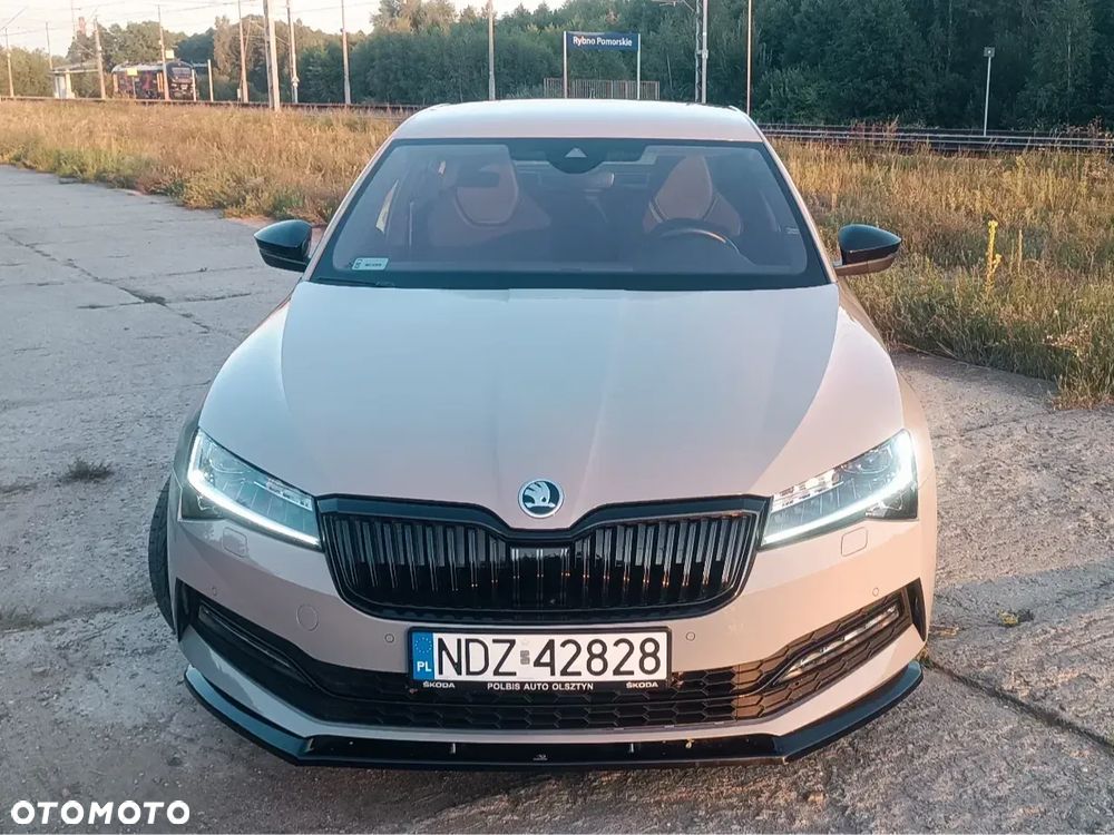 Skoda Superb 2.0 TSI Sportline DSG - 2