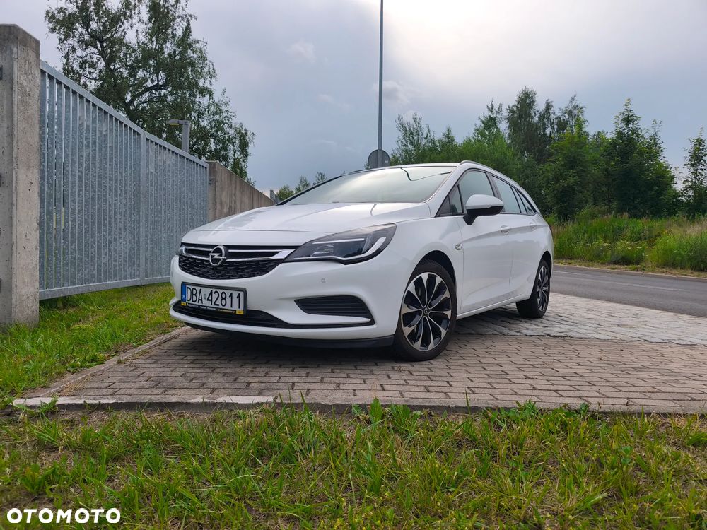Opel Astra 1.6 D (CDTI) Start/Stop Edition - 2