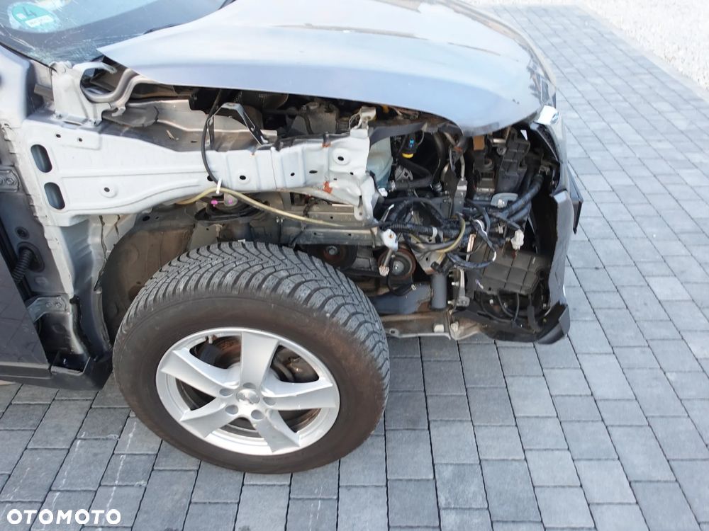 Nissan X-Trail 1.3 DIG-T N-Connecta 2WD DCT - 4