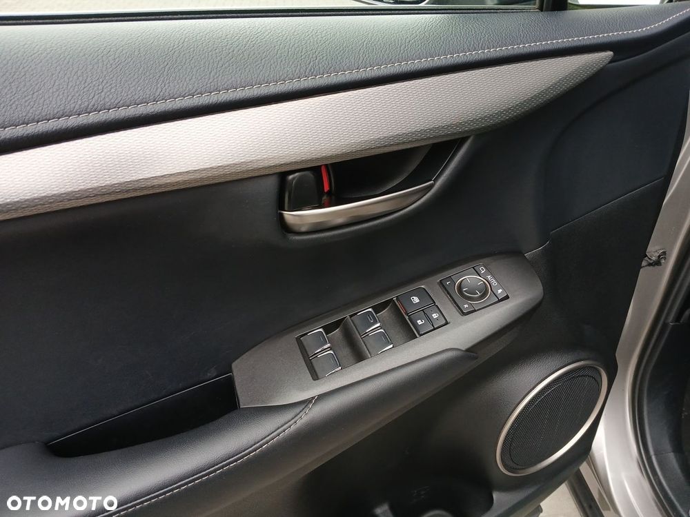 Lexus NX - 11