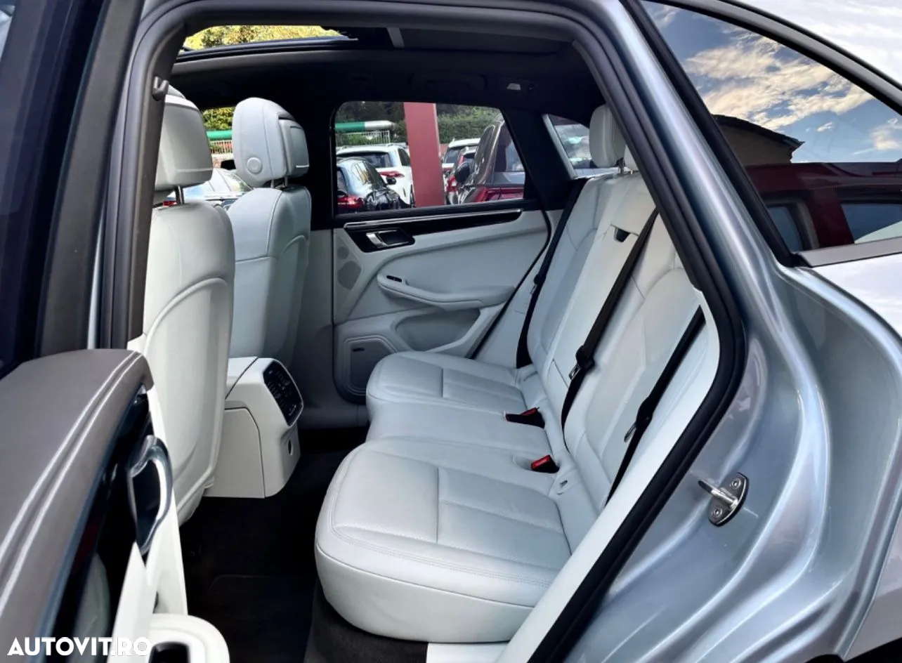 Porsche Macan PDK - 34