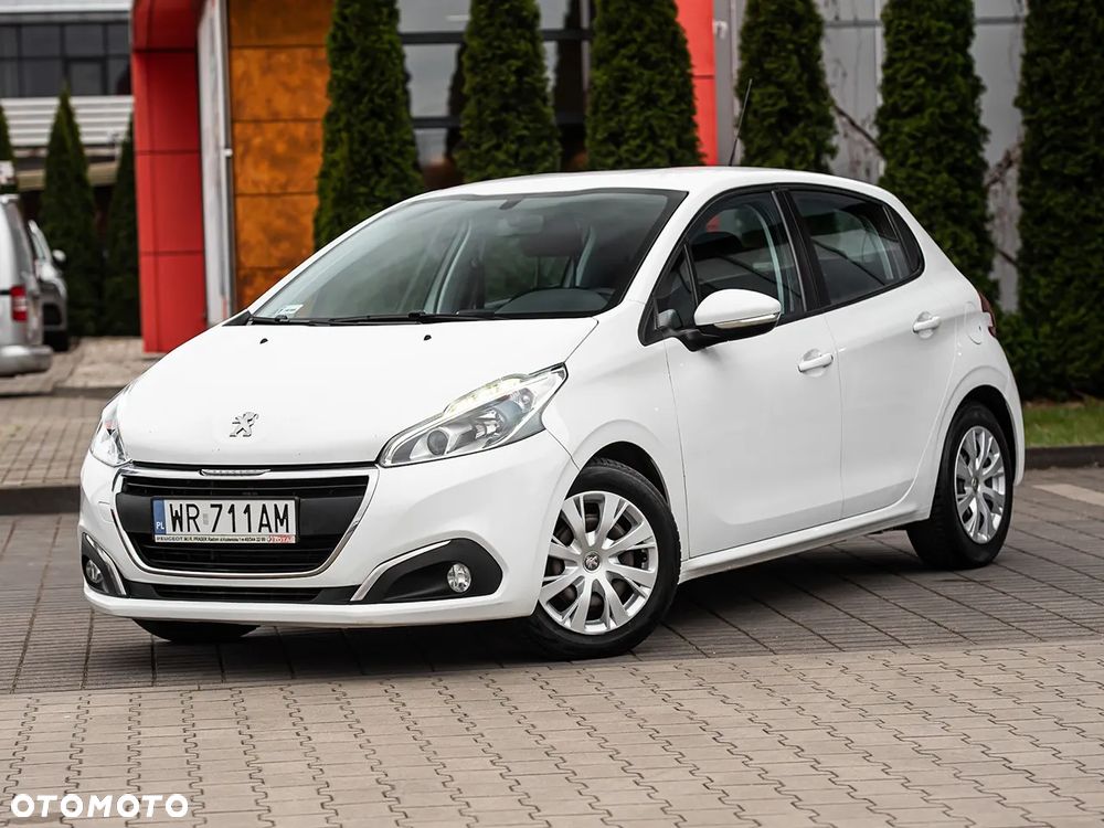 Peugeot 208 1.6 BlueHDi Allure S&S - 6