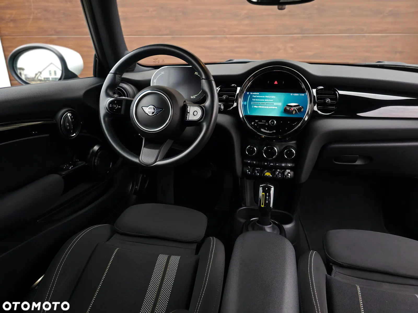 MINI Cooper SE - 24