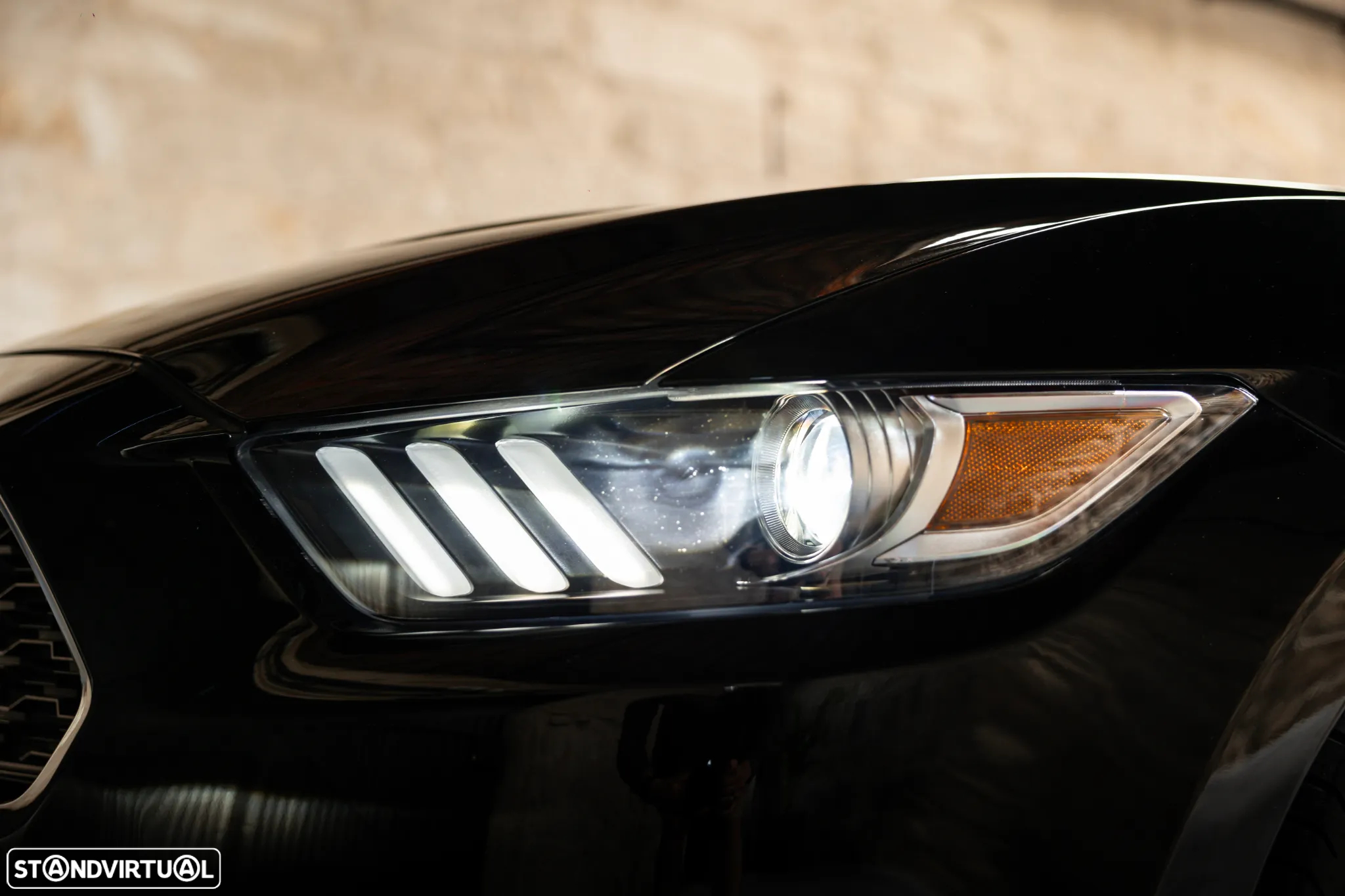 Ford Mustang Cabrio 2.3 Eco Boost - 30