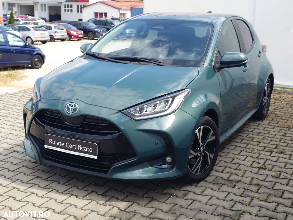 Toyota Yaris 1.5 VVT-i HSD Dynamic Bi-tone - 1