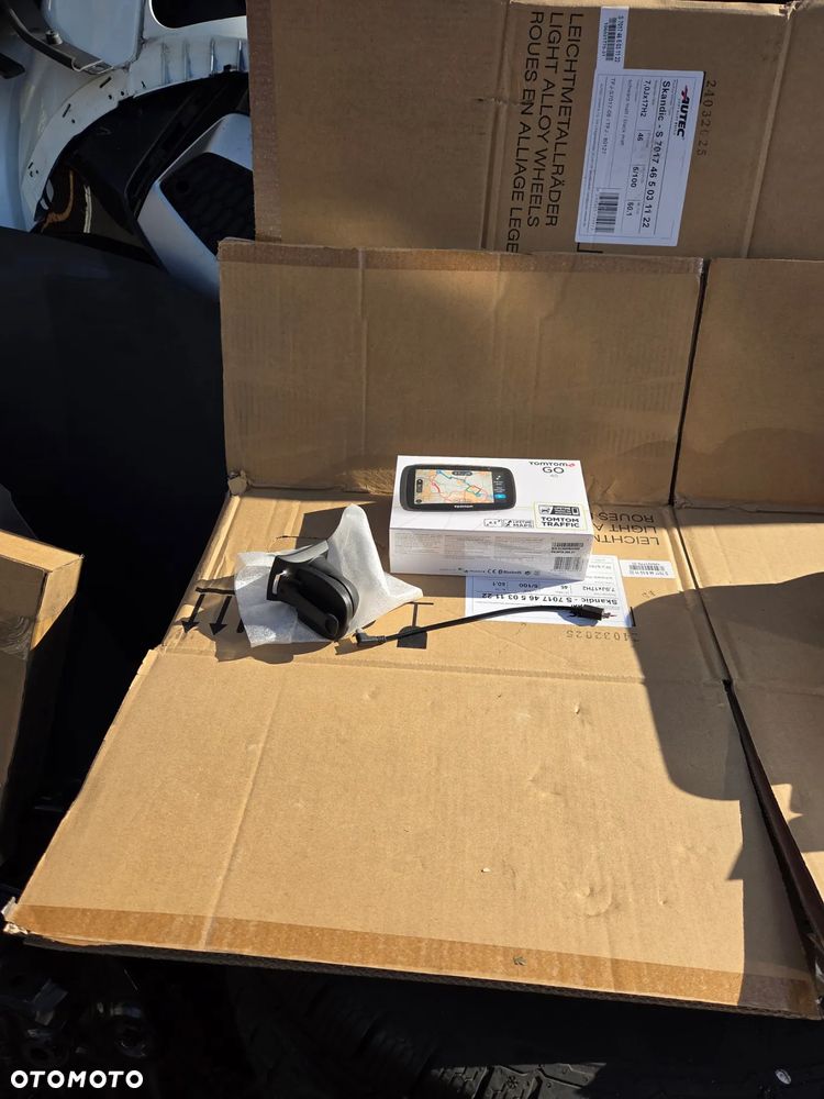 Nawigacja TomTom GO 40 Podstawka Opel Flexdock z systemem nawigacji Tomtom Go 40 39021599 39021602 - 2