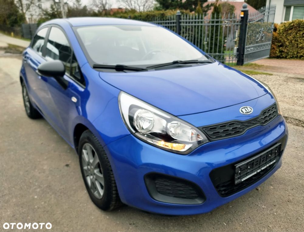 Kia Rio - 1