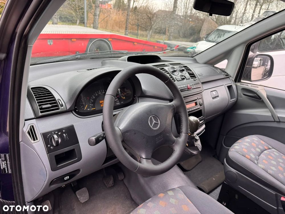 Mercedes-Benz VITO LONG BRYGADÓWKA KLIMATYZACJA 5 MIEJSC - 24