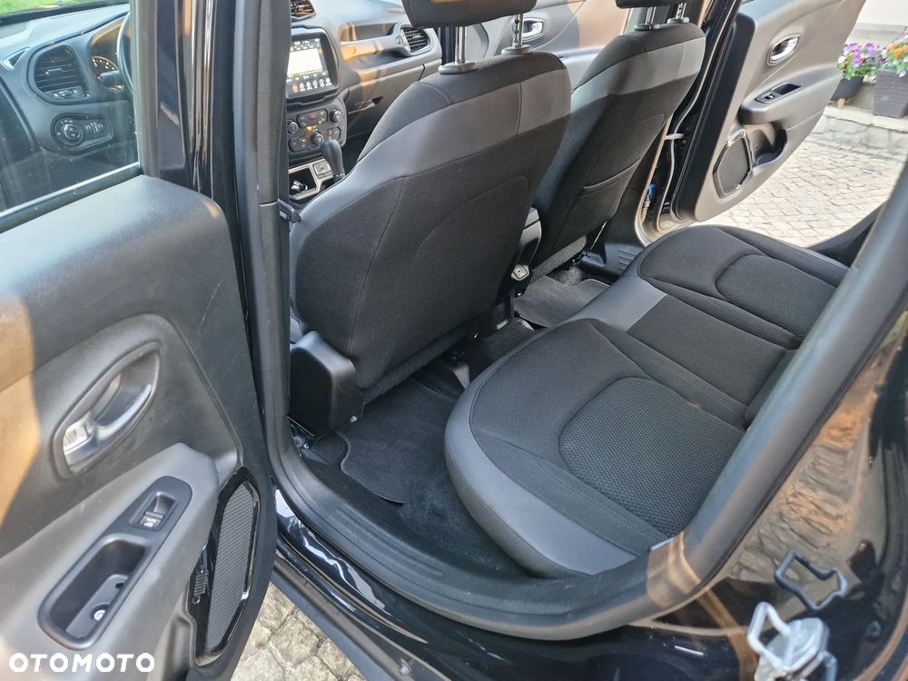 Jeep Renegade 1.6 MultiJet DSG Limited - 17