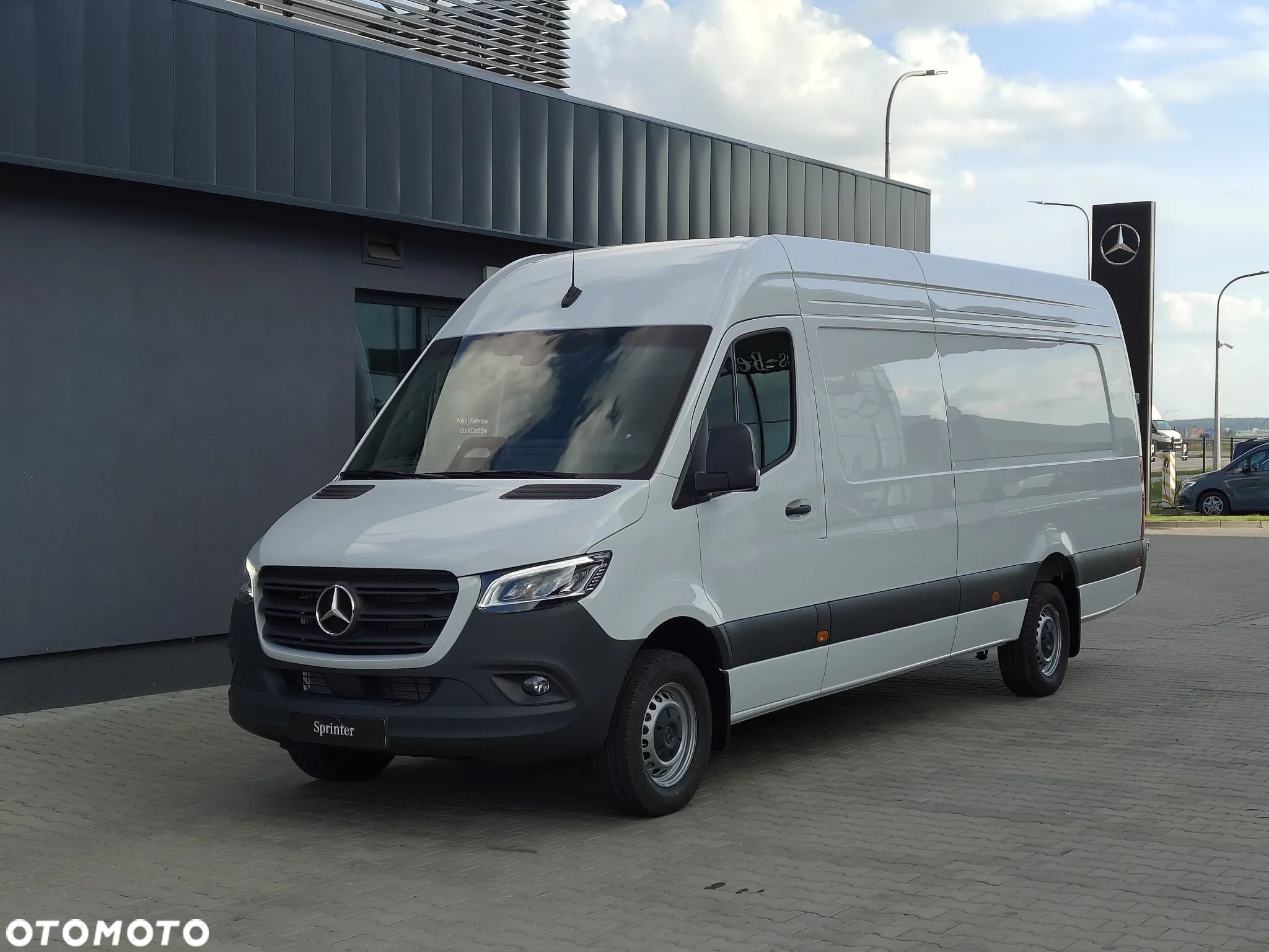 Mercedes-Benz Sprinter - 1