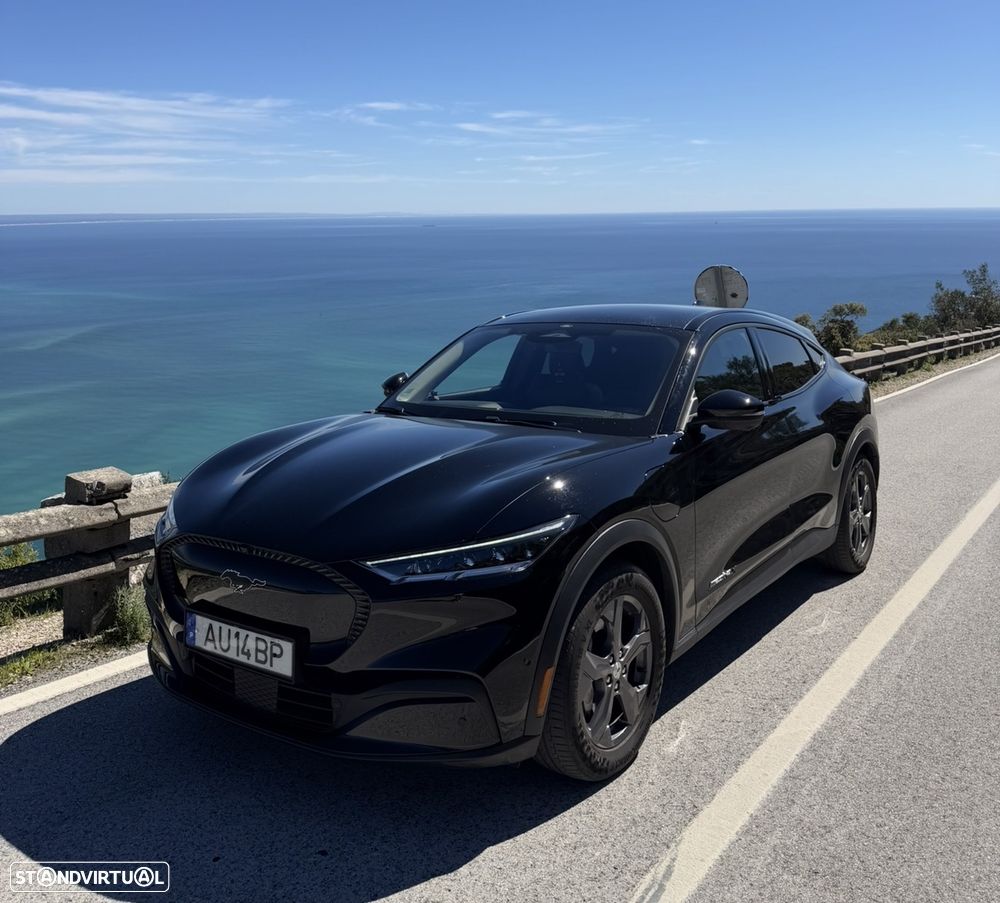 Ford Mustang Mach-E Alargada - 1
