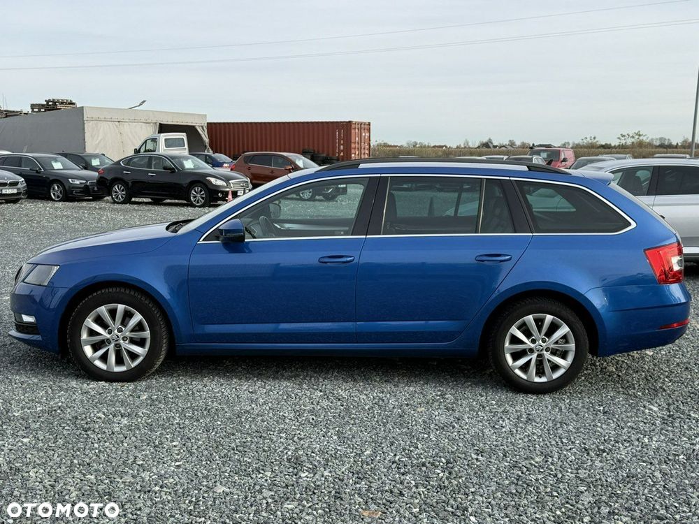 Skoda Octavia 1.6 TDI Ambition DSG - 6