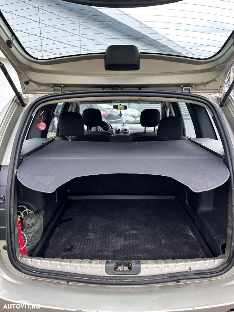Dacia Duster 1.5 dCi 4x2 Ambiance - 8