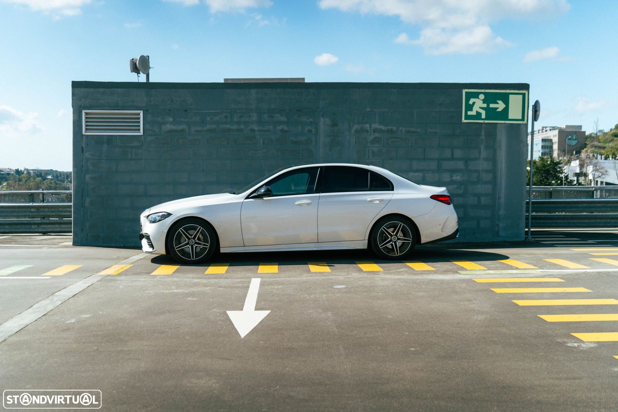 Mercedes-Benz C 300 d AMG Line - 22