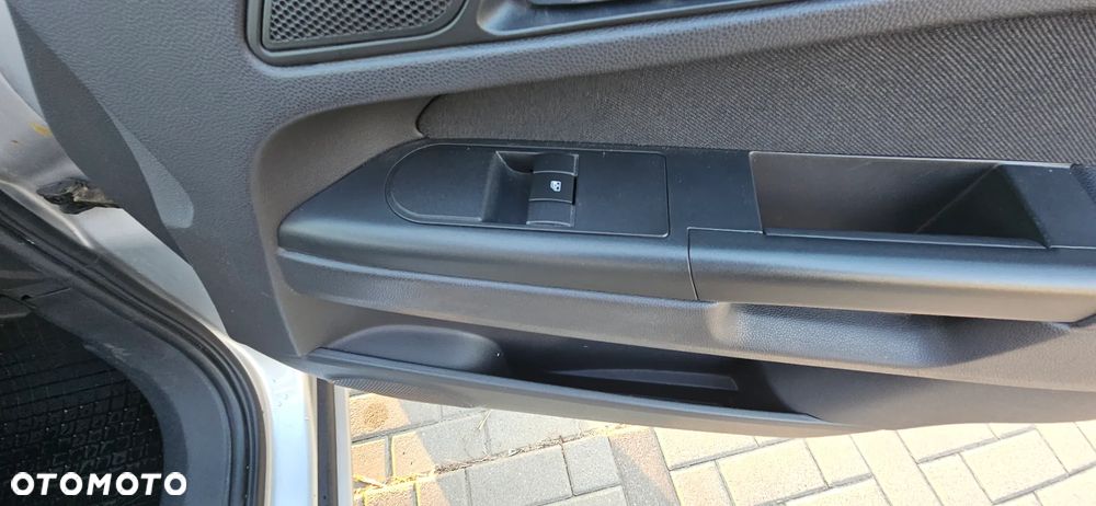 Opel Zafira - 14