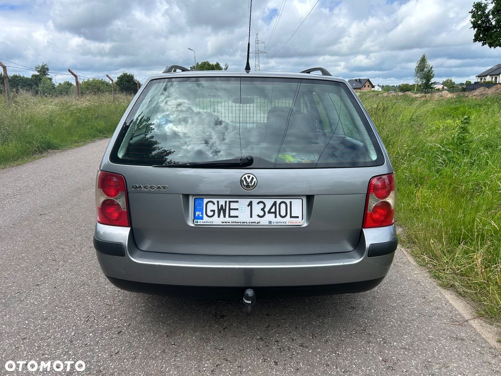 Volkswagen Passat 1.6 Comfortline - 4