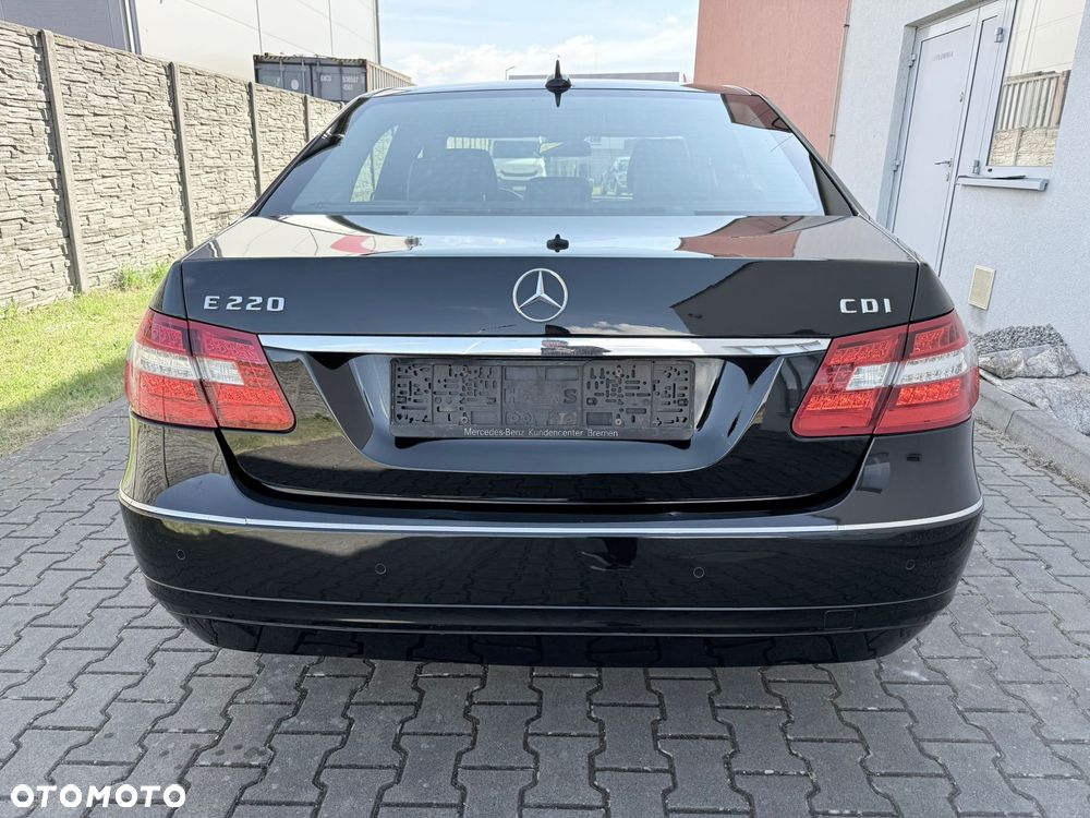 Mercedes-Benz Klasa E 220 CDI BlueEff Avantgarde - 5
