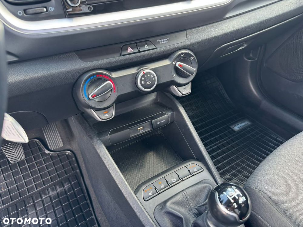 Kia Stonic 1.2 M - 18