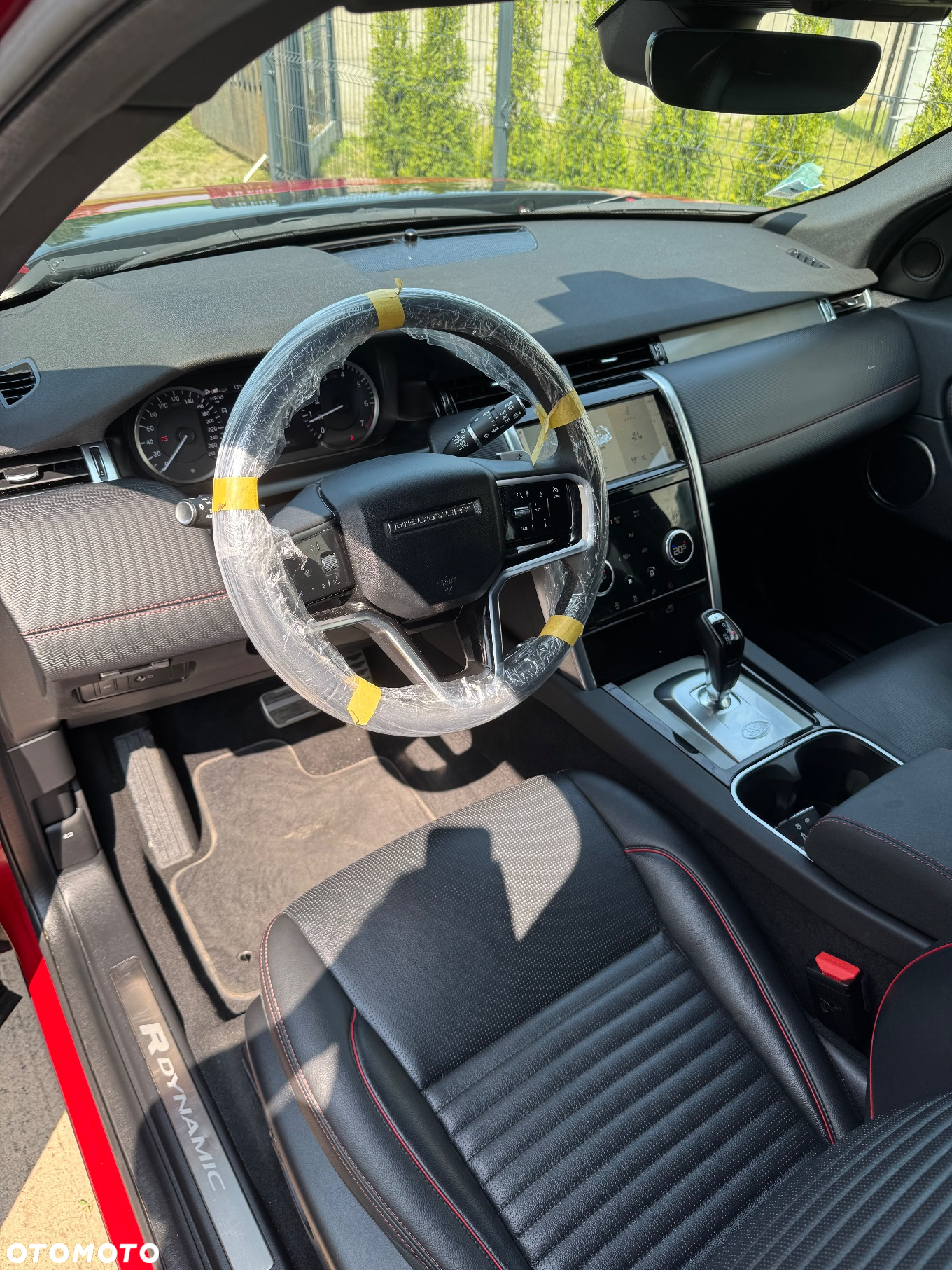 Land Rover Discovery Sport P200 R-Dynamic - 12