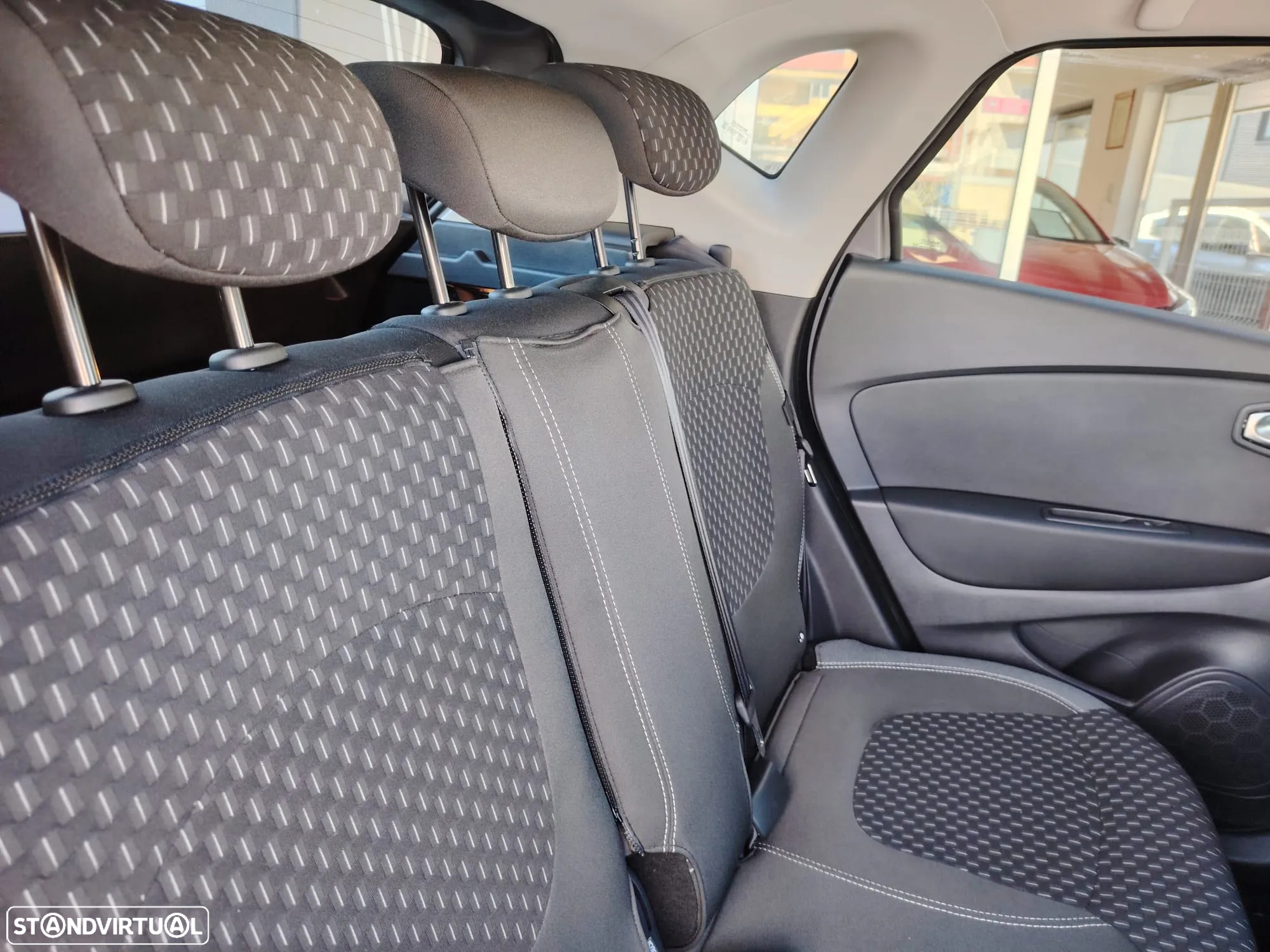 Renault Captur 0.9 TCE Exclusive - 16