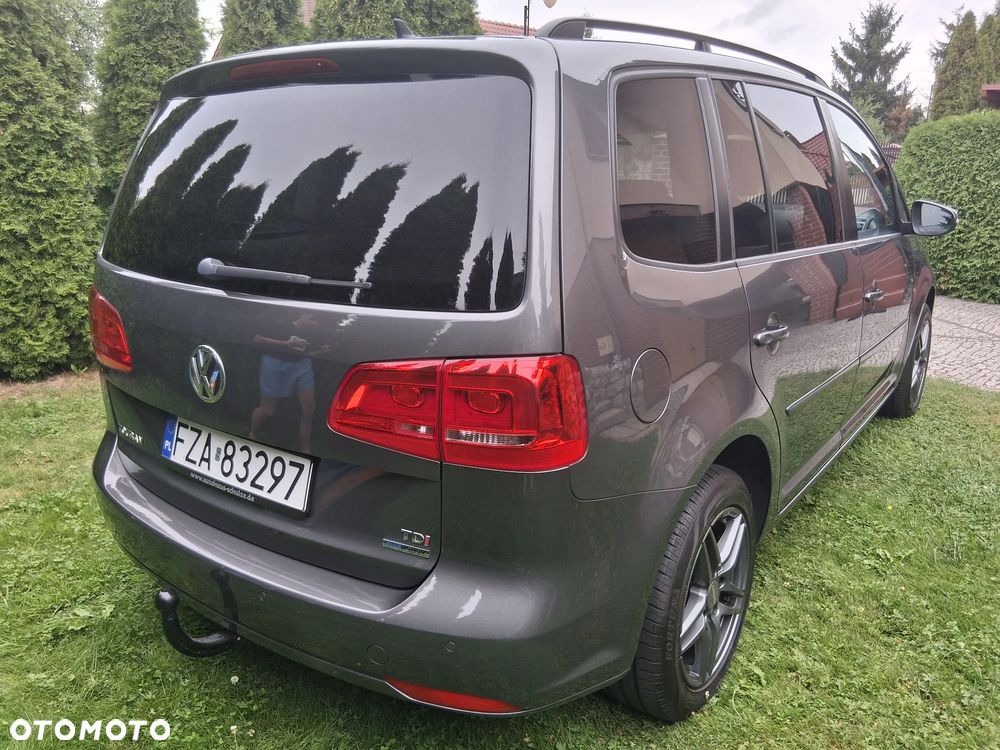 Volkswagen Touran 1.6 TDI DPF BlueMot Comfortline - 14