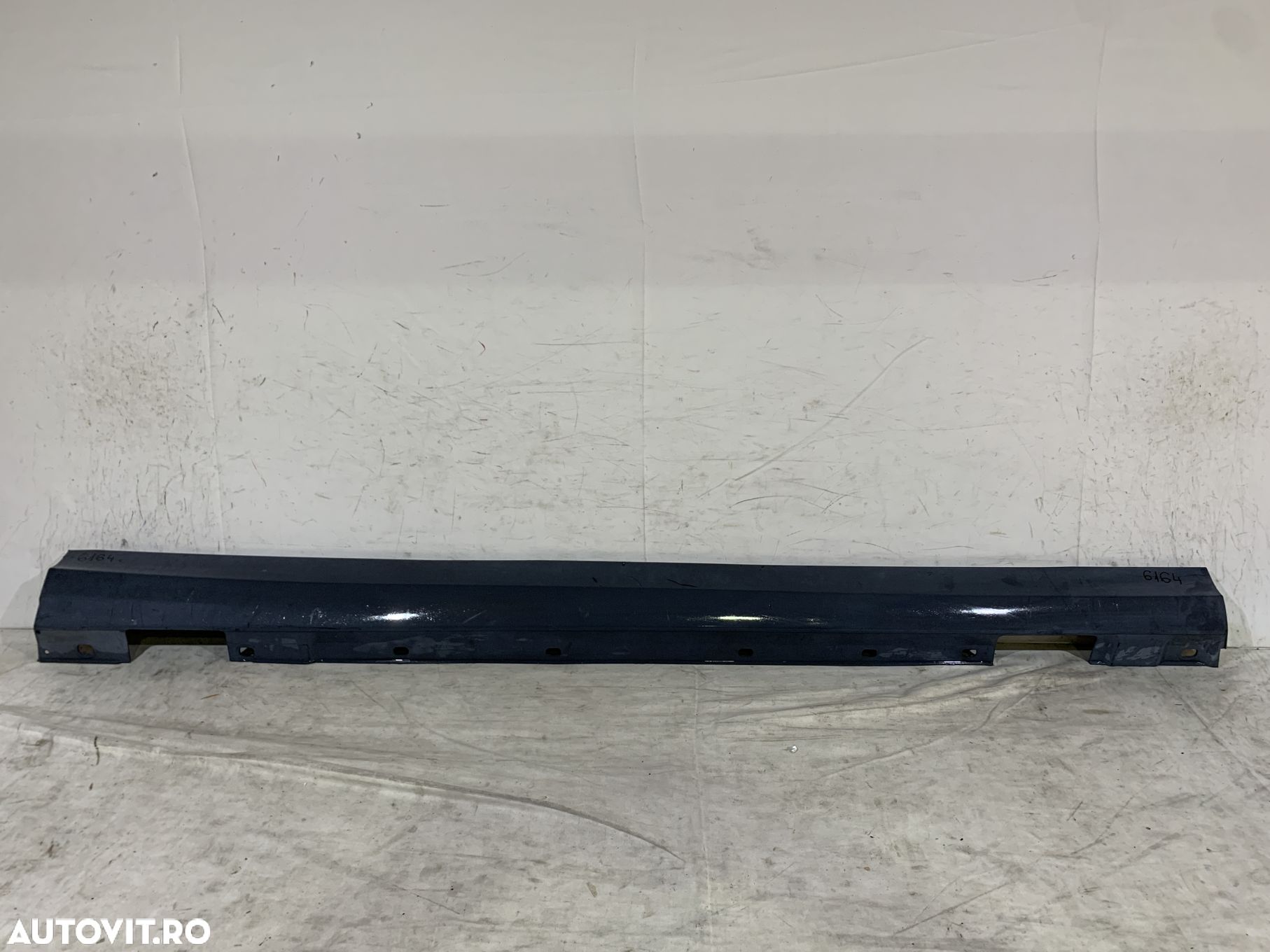 Prag dreapta Mercedes C-Class W204, 2007, 2008, 2009, 2010, 2011, 2012, 2013, cod origine OE A2046900440. - 1