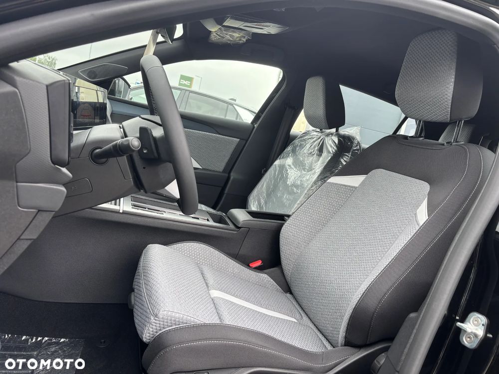 Opel Astra 1.2 T mHEV Business Edition eDTC - 18