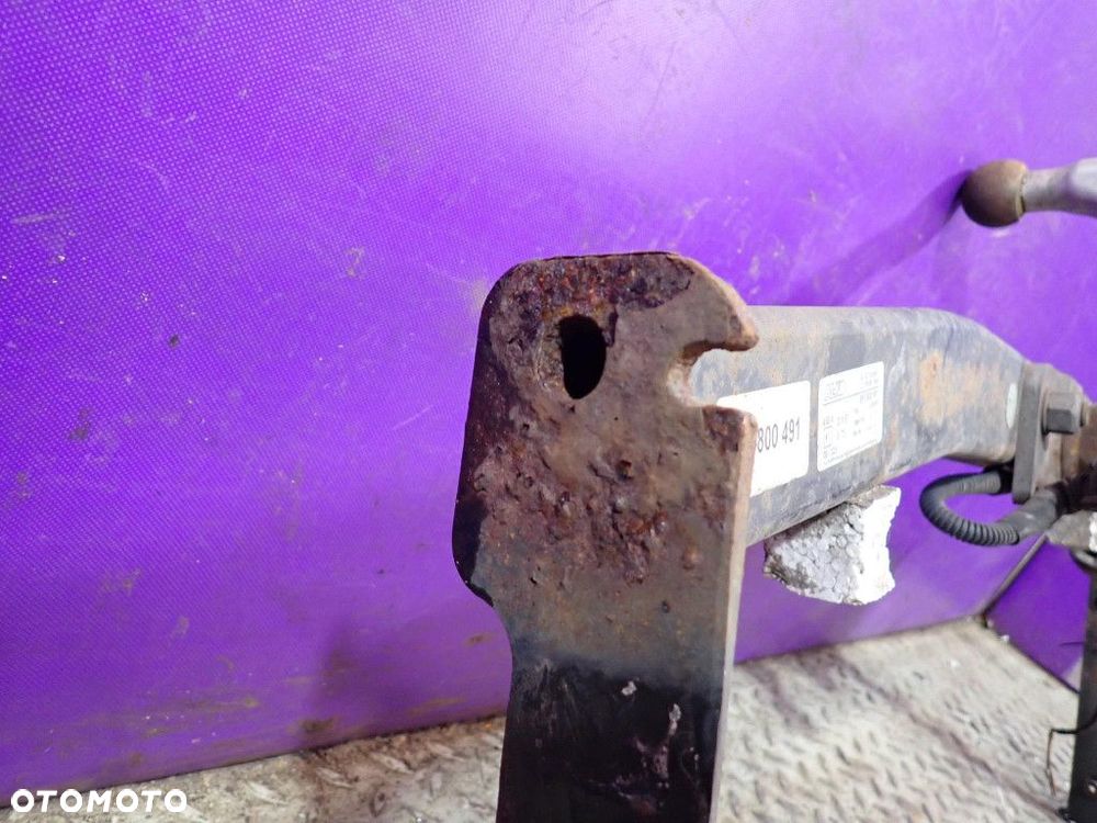 AUDI A3 8P (2,0FSI AXW 150KM AT GJZ HB 3D) HAK DO PRZYCZEP - 7