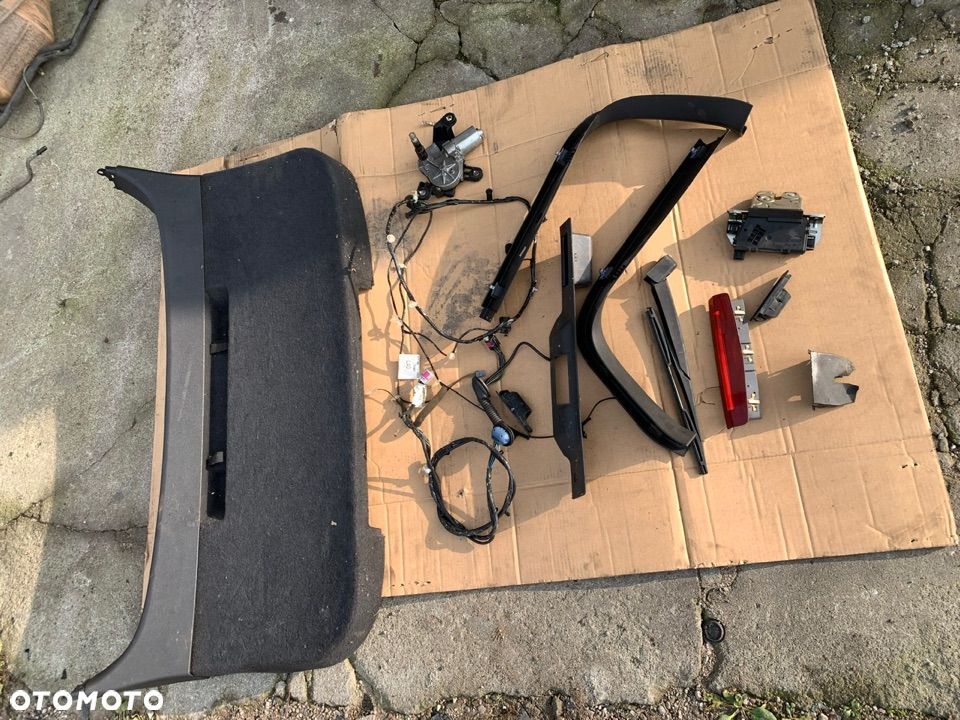 Opel astra H kombi osłona stop klapy tapicerka - 1
