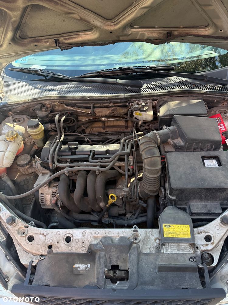 Ford Focus 1.6 100 - 8