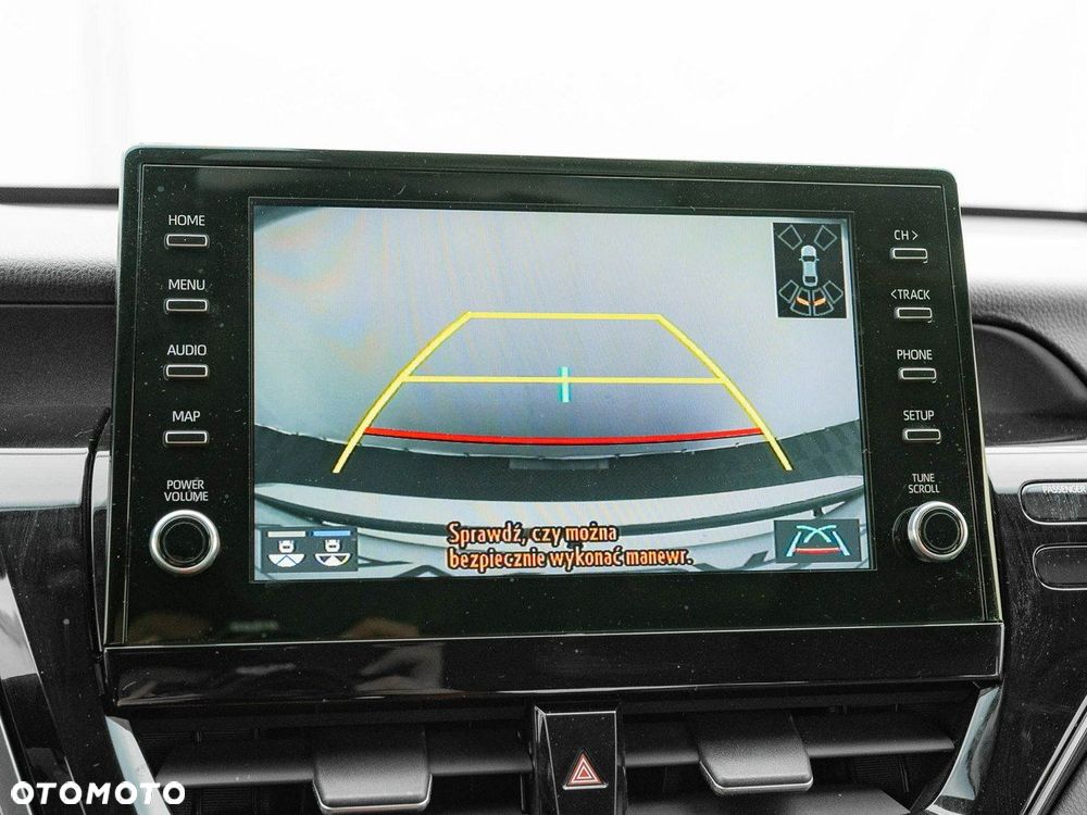 Toyota Camry - 23