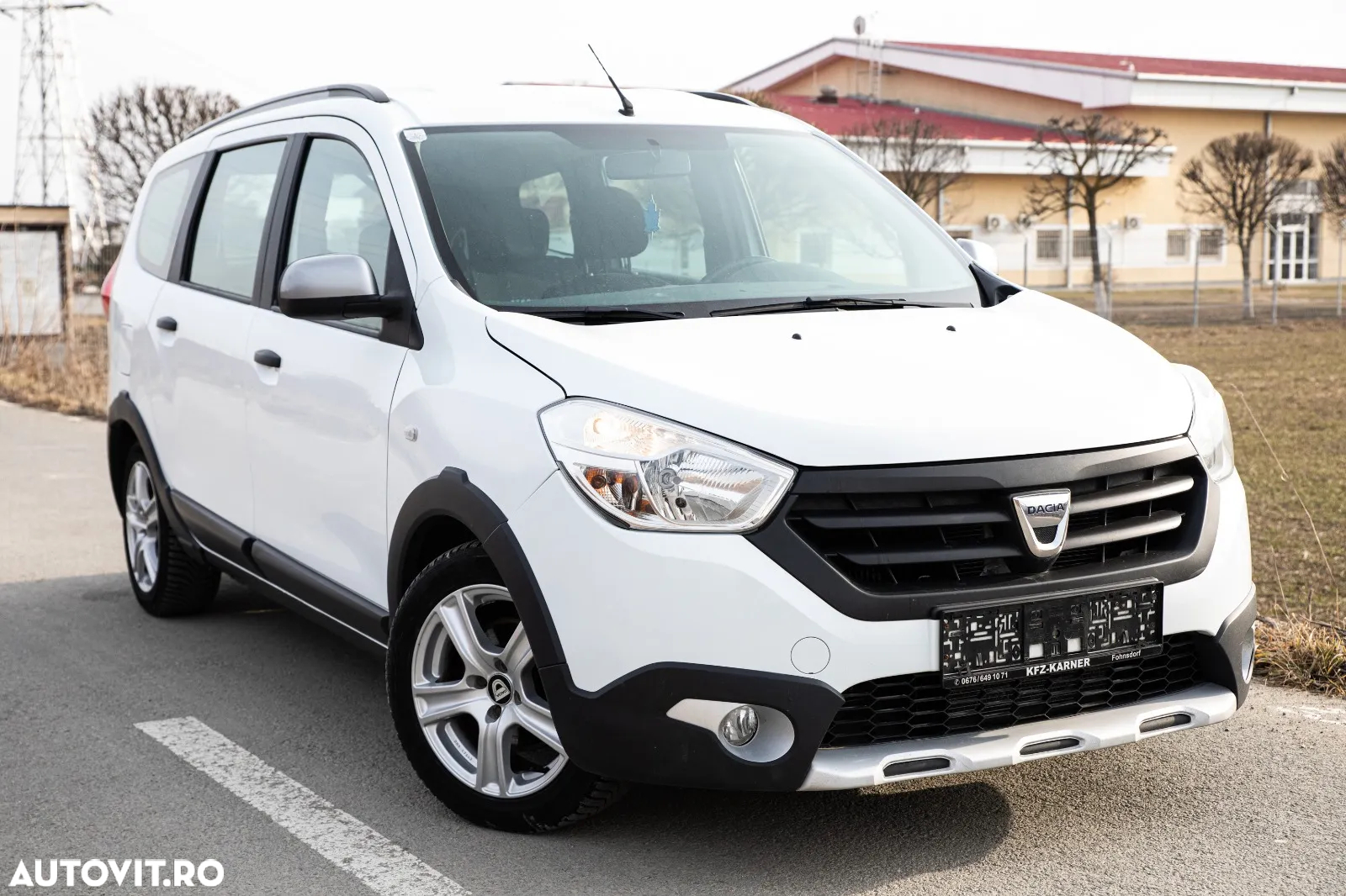 Dacia Lodgy 1.5 dCi 109 CP Stepway - 30