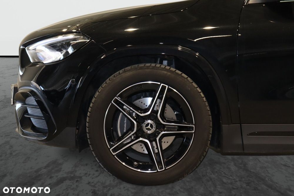 Mercedes-Benz GLA 200 AMG Line - 6